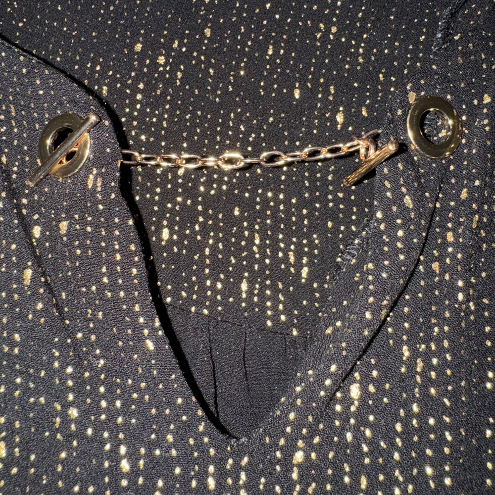Torrid blouse - Picture 2 of 5
